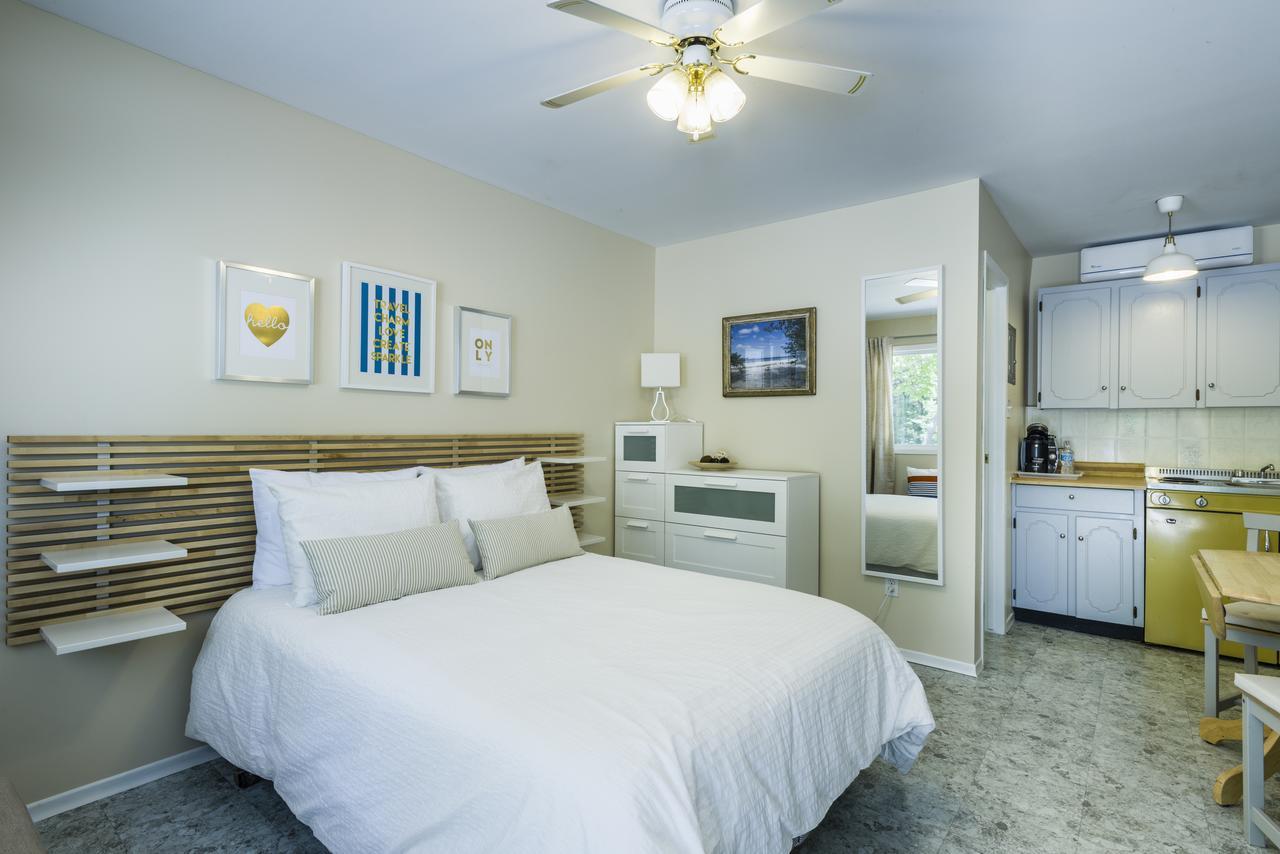 Hollywood Cottages Wasaga Beach Eksteriør billede