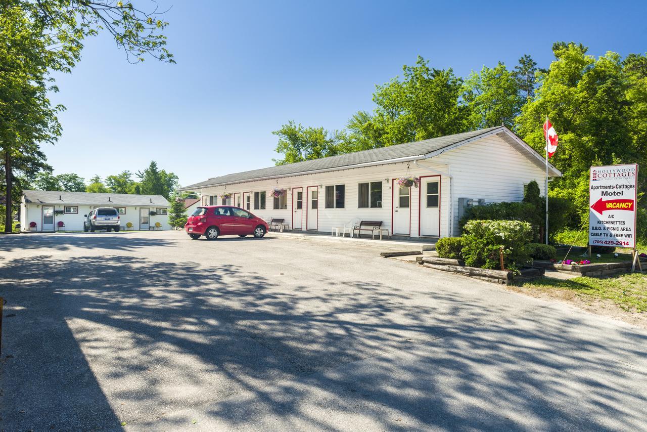 Hollywood Cottages Wasaga Beach Eksteriør billede