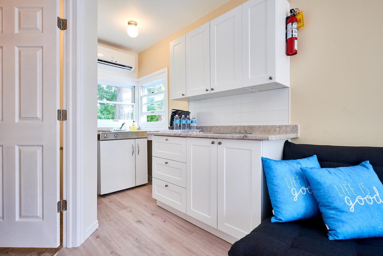 Hollywood Cottages Wasaga Beach Eksteriør billede